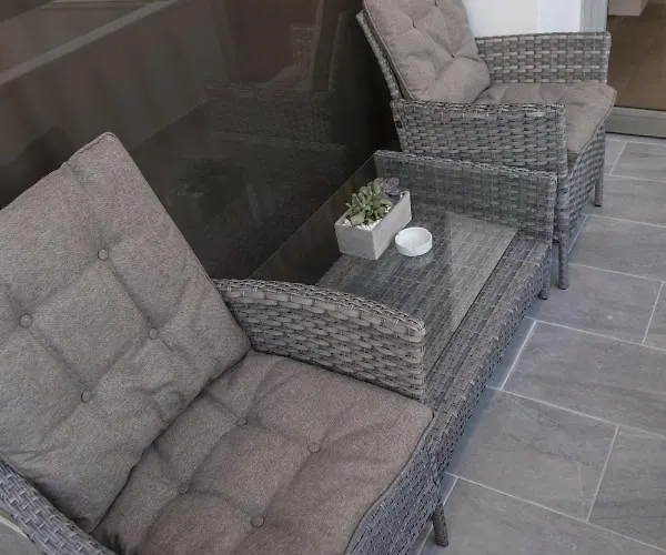 Glam Skin Lägenhet *